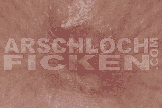Magst du mir ins Arschloch pissen?